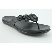 Kenneth Cole Reaction Glam N Shine Flip Flops Sandals Shoes Black Womens Kenneth Cole Reaction Glam N Shine Flip Flops Sandals Shoes Black Womens