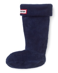 A supersoft and cozy sock that looks just like Hunter's classic welly, with fold top and logo appliqué. A supersoft and cozy sock that looks just like Hunter's classic welly, with fold top and logo appliqué.