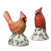 Pfaltzgraff Winterberry Cardinal-Shaped Salt-and-Pepper Set Pfaltzgraff Winterberry Cardinal-Shaped Salt-and-Pepper Set