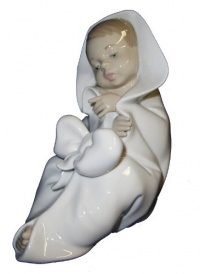 Nao by Lladro Collectible Porcelain Figurine: ALL BUNDLED UP - 6 1/2 tall - Baby Boy Nao by Lladro Collectible Porcelain Figurine: ALL BUNDLED UP - 6 1/2 tall - Baby Boy