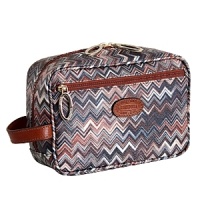 A gorgeous Missoni design adorns this beautiful shave case from Bric's.