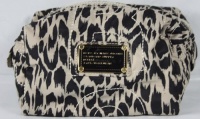 Marc Jacobs Pretty Nylon Small Cosmetic Bag in Tan Multi Marc Jacobs Pretty Nylon Small Cosmetic Bag in Tan Multi