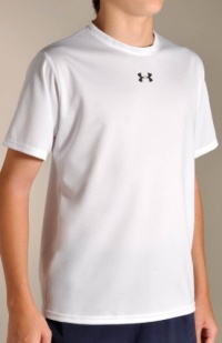 Under Armour Team Loose Short Sleeve T-Shirt (1100279) Under Armour Team Loose Short Sleeve T-Shirt (1100279)