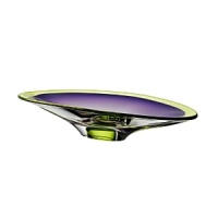 Beauty is truly in the eye of the beholder in Goran Warff's Vision dish. Soft, undulating shapes and faint nuances of lime green and purple make it an elegant classic. Beauty is truly in the eye of the beholder in Goran Warff's Vision dish. Soft, undulating shapes and faint nuances of lime green and purple make it an elegant classic.