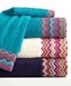 Rainbow room. An assortment of bright hues form a chic zigzag pattern along the hem of this fun Rainbow Chevron washcloth from Bianca. Choose from three modern colors.