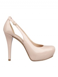 GUESS Jacoba Platform Pumps