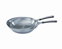 Simply Calphalon Stainless Steel 8-Inch and 10-Inch Omelette Pan Combo Simply Calphalon Stainless Steel 8-Inch and 10-Inch Omelette Pan Combo