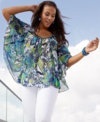 Enliven your summer wardrobe with Style&co.'s batwing sleeve plus size top, broadcasting a bold print! Enliven your summer wardrobe with Style&co.'s batwing sleeve plus size top, broadcasting a bold print!