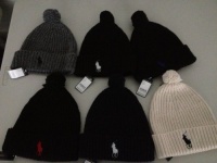 POLO SKULL CAP WITH POM POM POLO SKULL CAP WITH POM POM
