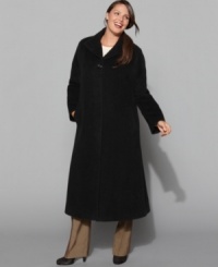 Get full coverage from the elements in Jones New York's plus size maxi coat. A sumptuous wool-alpaca blend fabric adds an extra-soft touch. Get full coverage from the elements in Jones New York's plus size maxi coat. A sumptuous wool-alpaca blend fabric adds an extra-soft touch.