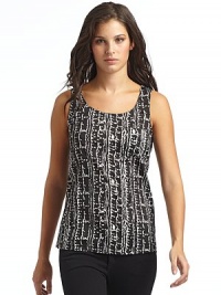 THE LOOKClassic tank top in a vibrant printMini zipper embellishes the neck, arms, patch pocketTHE FITAbout 25 from shoulder to hemTHE MATERIALPolyesterCARE & ORIGINMachine washImported THE LOOKClassic tank top in a vibrant printMini zipper embellishes the neck, arms, patch pocketTHE FITAbout 25 from shoulder to hemTHE MATERIALPolyesterCARE & ORIGINMachine washImported