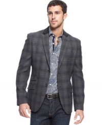 Professorial polish. Get your buttoned-up look studied with this plaid blazer from Tallia Orange. Professorial polish. Get your buttoned-up look studied with this plaid blazer from Tallia Orange.
