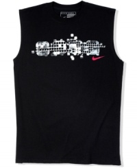 Show off the guns with this muscle shirt from Nike. Show off the guns with this muscle shirt from Nike.