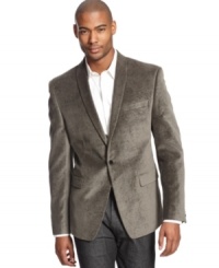 Start seeing a pattern in your dress wardrobe with this smooth blazer from Sean John.