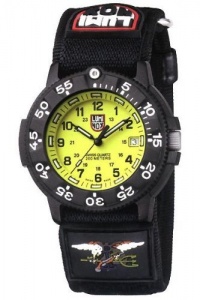 Luminox Men's 3905 Original Navy SEAL Dive Watch