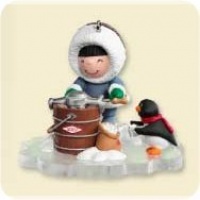 2007 Hallmark Keepsake Christmas Ornament FROSTY FRIENDS #28 in the series QX7147 2007 Hallmark Keepsake Christmas Ornament FROSTY FRIENDS #28 in the series QX7147