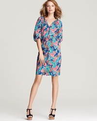 Bring tropical flair to your new-season wardrobe with this Ella Moss dress, articulated in supple silk and finished with a waist-cinching belt. Bring tropical flair to your new-season wardrobe with this Ella Moss dress, articulated in supple silk and finished with a waist-cinching belt.