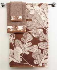 Whatever the season, Falling Leaves bath towels style your bath with nature-inspired sophistication. This cotton jacquard bath towel features an oak leaf design on the front and the reverse on the back. Whatever the season, Falling Leaves bath towels style your bath with nature-inspired sophistication. This cotton jacquard bath towel features an oak leaf design on the front and the reverse on the back.