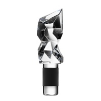 Hand-cut to highlight the luxurious characteristics of the glass, the city wine stoppers pay tribute to world metropolises New York, Stockholm and Toyko. Compatible with all bottle sizes, they are a fine complement to the Carat collection. Hand-cut to highlight the luxurious characteristics of the glass, the city wine stoppers pay tribute to world metropolises New York, Stockholm and Toyko. Compatible with all bottle sizes, they are a fine complement to the Carat collection.