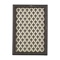 Accented with a rope design, this wood frame is traditional and elegant. Accented with a rope design, this wood frame is traditional and elegant.