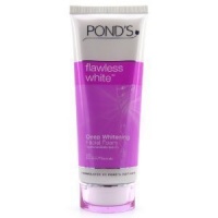 Pond's Flawless White Deep Whitening Facial Foam 100 g (Pack of 3) Pond's Flawless White Deep Whitening Facial Foam 100 g (Pack of 3)