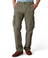 Style, comfort and convenience effortlessly blend in these versatile cargo pants from Dockers. Style, comfort and convenience effortlessly blend in these versatile cargo pants from Dockers.
