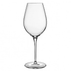 The Vinoteque stemware pattern is a classic selection of stemmed glasses with just a touch of interest in the curve of the bowl. Perfect for everyday use and made with Luigi Bormioli's SON.hyx technology for a stronger, more vividly transparent glass quality.