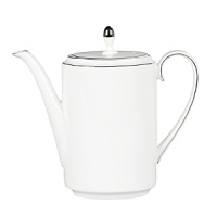 A subtle yet classic collection for formal dining in white fine bone china with platinum-toned accents. A subtle yet classic collection for formal dining in white fine bone china with platinum-toned accents.