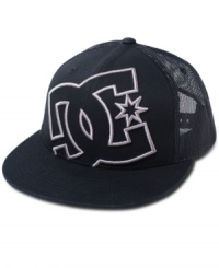 Standout and get noticed in this urban hipster trucker cap by DC Shoes. Standout and get noticed in this urban hipster trucker cap by DC Shoes.