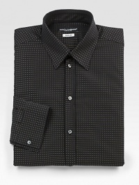 A dress wardrobe essential with an exquisite dot pattern exudes sophistication in the boardroom and beyond.Button-frontPoint collarCottonMachine washMade in Italy A dress wardrobe essential with an exquisite dot pattern exudes sophistication in the boardroom and beyond.Button-frontPoint collarCottonMachine washMade in Italy