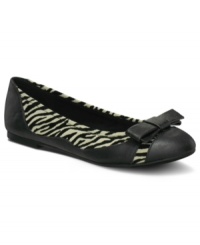 These adorable patent leather flats by Jessica Simpson offer a comfortable fit and a classy look made to match any dress. These adorable patent leather flats by Jessica Simpson offer a comfortable fit and a classy look made to match any dress.