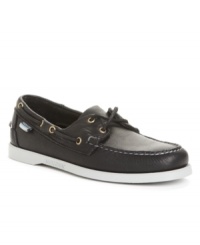 Great with jeans or chinos, these versatile leather deck shoes offer a cool, classic complement to any casual combiantion. Great with jeans or chinos, these versatile leather deck shoes offer a cool, classic complement to any casual combiantion.