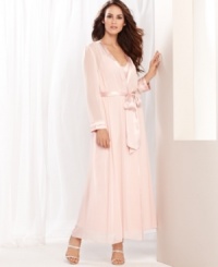 Wrap yourself in the sheer luxury of Flora Nikrooz's Florin chiffon long robe. Wrap yourself in the sheer luxury of Flora Nikrooz's Florin chiffon long robe.