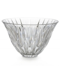 A pattern of raindrops suspended in this exquisite crystal bowl creates an always-sunny centerpiece. The gently flared rim and substantial weight combine in a sparkling example of enduring grace and quality. A pattern of raindrops suspended in this exquisite crystal bowl creates an always-sunny centerpiece. The gently flared rim and substantial weight combine in a sparkling example of enduring grace and quality.