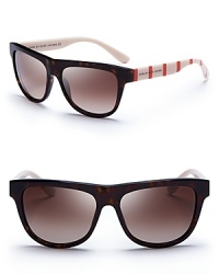 Of-the-moment colors combine in these chic wayfarer shades from MARC BY MARC JACOBS.
