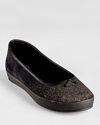A glittering front fades to soft suede on Eileen Fisher's ombre-effect Glee flats--a casual silhouette with a subtle touch of glamour. A glittering front fades to soft suede on Eileen Fisher's ombre-effect Glee flats--a casual silhouette with a subtle touch of glamour.