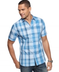 Push your outfit to its full potential with this bold fitted plaid from Alfani. Push your outfit to its full potential with this bold fitted plaid from Alfani.