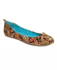 Pretty paisley makes the Nice flats by Blowfish a shoe wardrobe must-have. Pretty paisley makes the Nice flats by Blowfish a shoe wardrobe must-have.