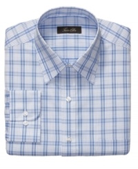 Add a little luxury to your every day with the smooth Egyptian cotton fabrication of this Tasso Elba dress shirt.