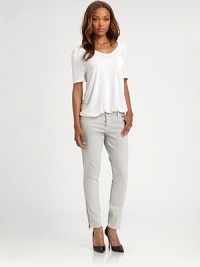 A cropped version of your favorite stretch skinnies styled with chic zippers at the hems.THE FITSkinny fitRise, about 8Inseam, about 28THE DETAILSZip flyFive-pocket styleBack patch pockets98% cotton/2% elastaneMachine washMade in USA of imported fabricModel shown is 5'9 (175cm) wearing US size 4. A cropped version of your favorite stretch skinnies styled with chic zippers at the hems.THE FITSkinny fitRise, about 8Inseam, about 28THE DETAILSZip flyFive-pocket styleBack patch pockets98% cotton/2% elastaneMachine washMade in USA of imported fabricModel shown is 5'9 (175cm) wearing US size 4.