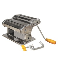 Roma 6 Inch Traditional Style Pasta Machine Roma 6 Inch Traditional Style Pasta Machine