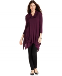 Looking for the perfect topper to leggings this season? Look no further than Cha Cha Vente's swingy tunic. Looking for the perfect topper to leggings this season? Look no further than Cha Cha Vente's swingy tunic.
