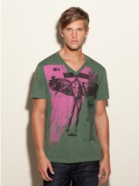 GUESS Sacred Heart Organic V-Neck Tee GUESS Sacred Heart Organic V-Neck Tee