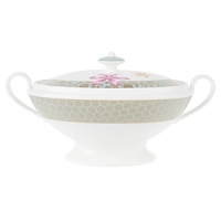 Villeroy & Boch's Aureus dinnerware is a decadent delight: golden filigree is lavished on an aquamarine decoration that stepped right off the fashion runway. Bursting lotus blossoms adorn plates and service pieces, adding shades of fuchsia, tangerine and sapphire. Aureus is a modern classic representing the convergence of past and present. Villeroy & Boch's Aureus dinnerware is a decadent delight: golden filigree is lavished on an aquamarine decoration that stepped right off the fashion runway. Bursting lotus blossoms adorn plates and service pieces, adding shades of fuchsia, tangerine and sapphire. Aureus is a modern classic representing the convergence of past and present.