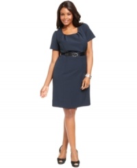 Wow them at work in AGB's short sleeve plus size dress, cinched by a belted waist-- it's an Everyday Value! Wow them at work in AGB's short sleeve plus size dress, cinched by a belted waist-- it's an Everyday Value!