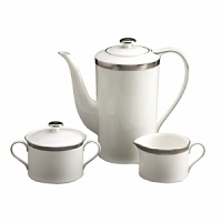 The Lauren Ralph Lauren Home collection is finely crafted and impeccably styled tableware in the tradition of Ralph Lauren. With a modern aesthetic Hewitt redefines a traditional wedding-band bone china design with a subtle border of shimmering platinum. The Lauren Ralph Lauren Home collection is finely crafted and impeccably styled tableware in the tradition of Ralph Lauren. With a modern aesthetic Hewitt redefines a traditional wedding-band bone china design with a subtle border of shimmering platinum.