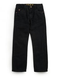 THE LOOKBanded waist with belt loopsZip fly with button closureFive-pocket styleStraight leg silhouetteLogo tag on back waistEmbroidered button patch pocketsTHE MATERIAL90% cotton/10% polyesterCARE & ORIGINMachine washImported THE LOOKBanded waist with belt loopsZip fly with button closureFive-pocket styleStraight leg silhouetteLogo tag on back waistEmbroidered button patch pocketsTHE MATERIAL90% cotton/10% polyesterCARE & ORIGINMachine washImported