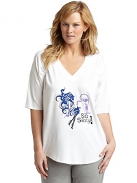 THE LOOKV-neckRuched raglan sleevesWoman & cat graphics with So Sexy! message and sparkly beadingPullover styleCurved hemTHE FITAbout 26 from shoulder to hemTHE MATERIAL95% viscose/5% elastaneCARE & ORIGINMachine washImported THE LOOKV-neckRuched raglan sleevesWoman & cat graphics with So Sexy! message and sparkly beadingPullover styleCurved hemTHE FITAbout 26 from shoulder to hemTHE MATERIAL95% viscose/5% elastaneCARE & ORIGINMachine washImported