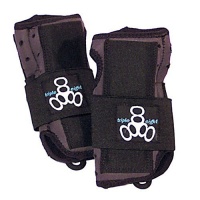 Triple 8 Undercover Snow Wrist Guards Triple 8 Undercover Snow Wrist Guards