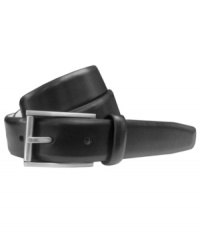Never again worry about having the right belt on-hand with this reversible Calvin Klein dress belt. Never again worry about having the right belt on-hand with this reversible Calvin Klein dress belt.